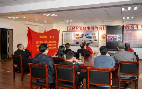 心中的感動(dòng) 化之為行動(dòng)！-- 收看學(xué)習(xí)《榜樣5》